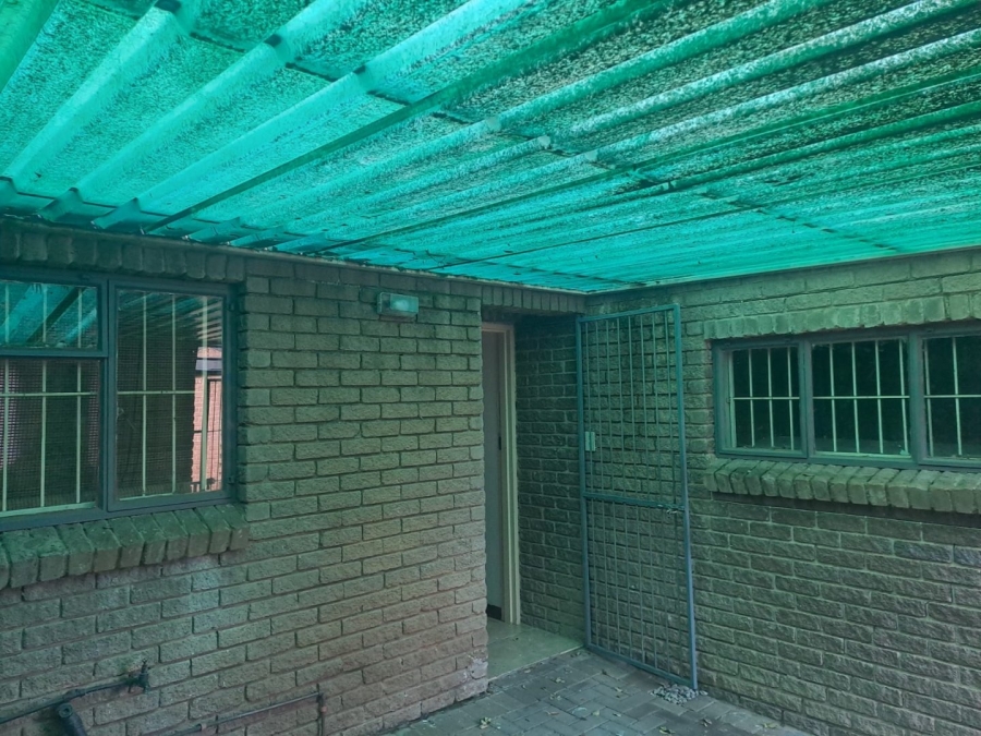 To Let 2 Bedroom Property for Rent in Pellissier Free State
